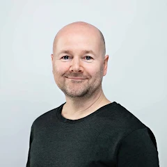 Headshot of Richard Eng